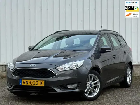 Ford Focus Wagon 1.0 2e Eigenaar,(GroteScherm),Climate,Navi,Cruise,PDC,DealerOnderhouden,PDC!