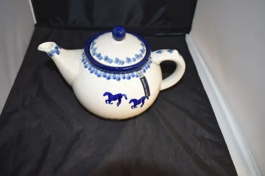 Theepot Paard Bunzlau Castle servies