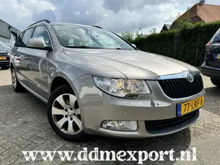 Škoda Superb Combi 1.8TSI 161pk DSG Business Line Navi/Xenon/Climate/Pdc