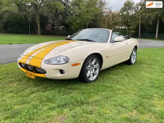 Jaguar XK8 4.0 V8 Convertible, unieke kleurstelling, izgst!