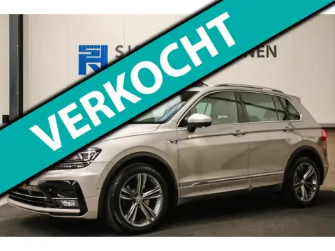 Volkswagen Tiguan 2.0TSI 4Motion Highline R-Line 180pk DSG! 1e Eig|DLR|Panoramadak|Virtual Cockpit|L