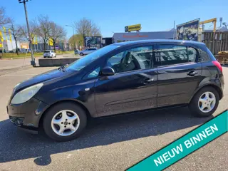 Opel Corsa 1.0-12V Essentia inruil koopje