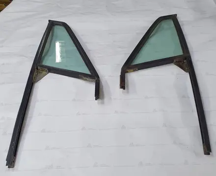 Onderdelen - Porsche 911 Targa door window frame - Porsche