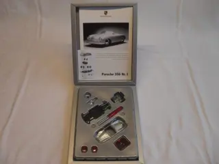 Decoratief object - Porsche, Boxter, Metallmodell als