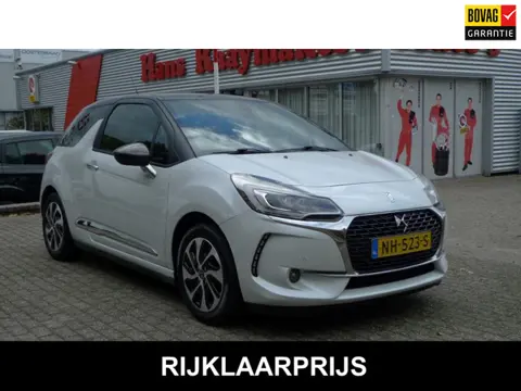 DS 3 1.2 PureTech So Chic Camera, parkeersensoren, navigatie, cruise control, bluetooth. All-in prij