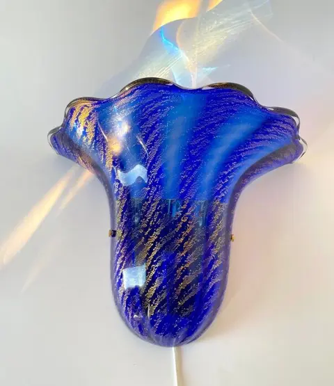 Due P - Muurlamp - blue lily