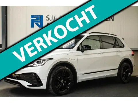 Volkswagen Tiguan 1.4 TSI eHybrid R-Line Business DSG 245pk Panoramadak|Virtual Cockpit|IQ LED Plus|