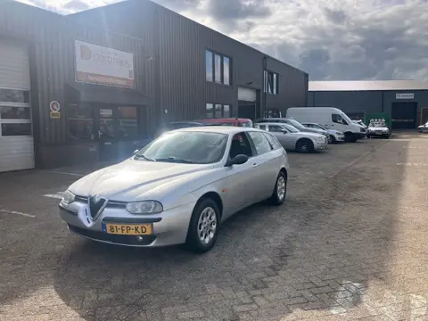 Alfa Romeo 156 Sportwagon 1.8-16V T.Spark (bj 2000)