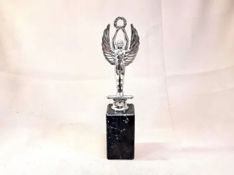 Embleem/mascotte/kenteken - Flying Goddess - 1950-1960