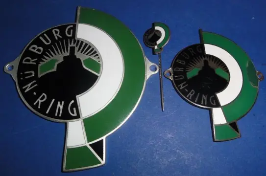 Embleem/mascotte/kenteken - Nurburg - Ring 2 Badges 1 Grote