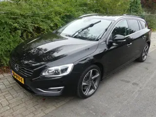 Volvo V60 2.4 D6 Twin Engine R-Design