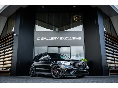 Mercedes-Benz GLC AMG GLC63 4MATIC+ - Panorama | Burmester | Luchtvering | ACC