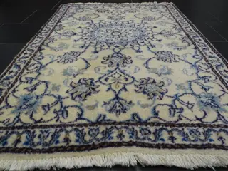 Nain mit Seide - Tapijt - 140 cm - 85 cm