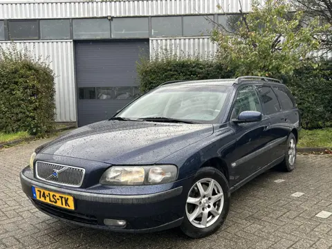 Volvo V70 BWJ 2003 2.4 141 PK Edition I YOUNGTIMER | TREKHAAK | CLIMA  | STUURBEKR. | CENTR.VERGR. |