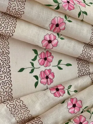 Linnen tafelkleed, bijpassende servetten, met de hand