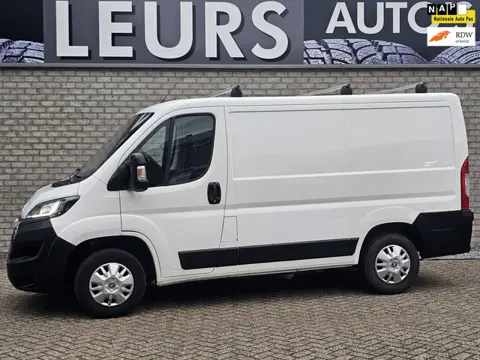 Peugeot Boxer 330 2.0 BlueHDI L1H1 Premium Pack Trekhaak/Camera