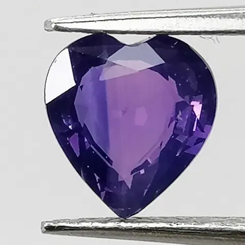 Violette Saffier - 0.73 ct