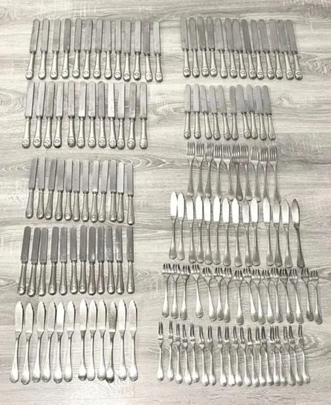 Christofle - Bestek (145) - Verzilverd - Model Chinon