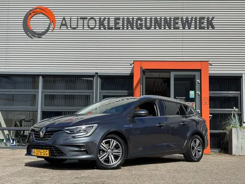 Renault Mégane Estate 1.3 TCe Intens / Head up Display / Trekhaak / Applecarplay/AndroidAuto / Stoel