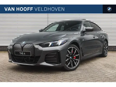 BMW i4 eDrive40 Gran Coupé M Sport / Schuif-kanteldak / Achteruitrijcamera / Adaptieve LED / Comfort