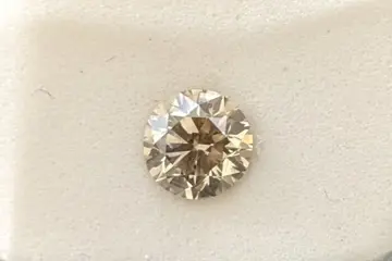 Diamant - 0.90 ct - Rond - fancy bruinachtig geel - SI1, No