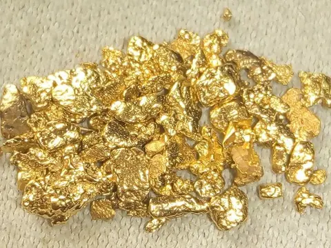 Goudklompjes - Alaska Goud nuggets - 0.55 g