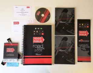 Brochures/catalogi - Mille Miglia 2008: Roadbook, Badge