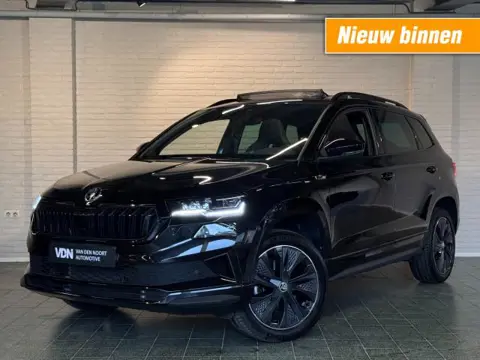 SKODA KAROQ 1.5 TSI ACT Sportline Business DSG Pano Virtual ACC Navi Stoelverw 18''