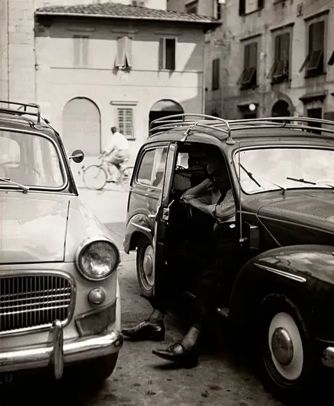 Max Loreau (1928-1990 ) - « La Dolce Vita « un chauffeur