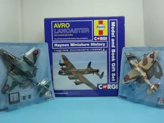 Corgi + Italeri/Fabbri - Aviazione militare - CC03008 +