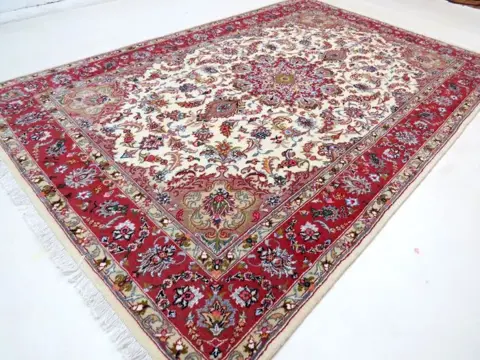 Nain Neu mit Seide sehr feiner - Tapijt - 298 cm - 201 cm