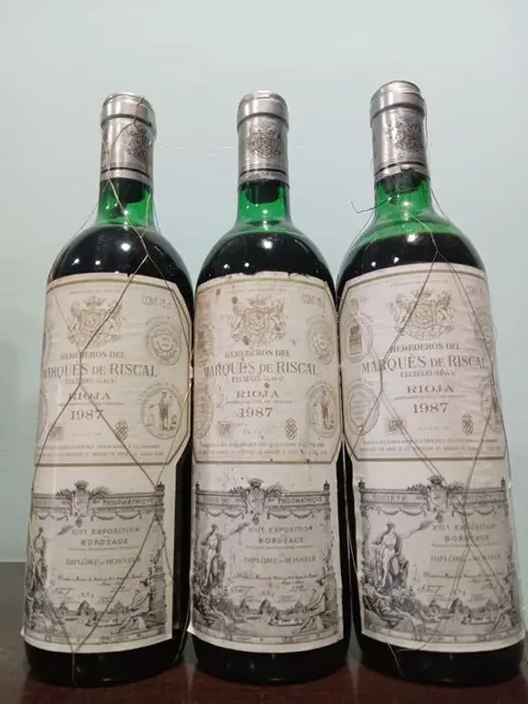 1987 Marqués de Riscal - Rioja - 3 Flessen (0.75 liter)