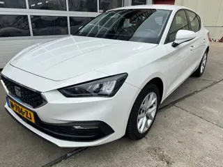 Seat Leon Sportstourer 2.0 TDI Style Business Intense