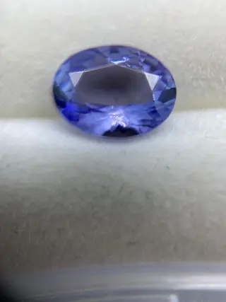 Blauw Tanzaniet - 1.17 ct