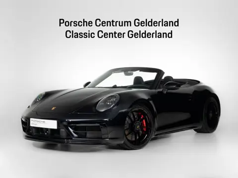 Porsche 911 Carrera 4 GTS Cabriolet