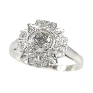 Vintage Art Deco Diamond Engagement Ring, Circa 1920  Classic Elegance in Platinum