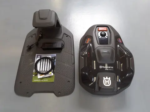 Husqvarna 310E Nera automower