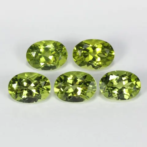 5 pcsGeen minimumprijs - Peridot - 4.65 ct