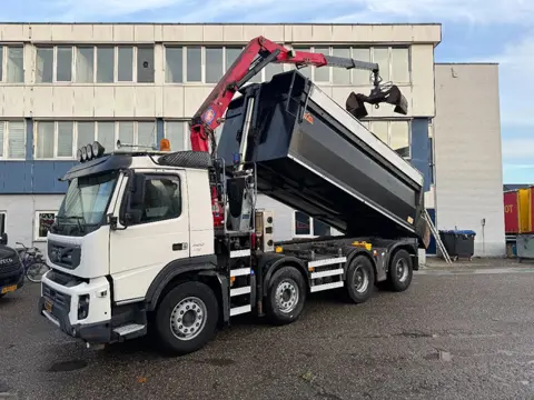 Volvo FMX 420 8X4 HMF 1643Z2 + REMOTE CONTROL + HYVA KIPPER
