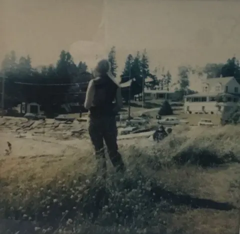 Sharon Lockhart (1964) - Untitled study, 1997.