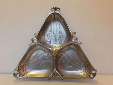 WMF - Stomme / bedelaar bediende met 3 vakken