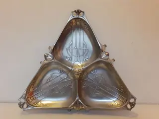 WMF - Stomme / bedelaar bediende met 3 vakken