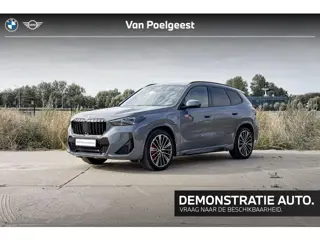 BMW X1 xDrive30e | M Sport | Glazen Panoramadak | Stoelverwarming | Trekhaak |