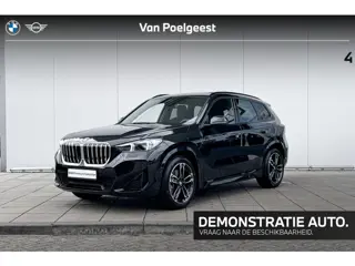 BMW X1 xDrive25e M-Sport Glazen Schuifdak / Harman Kardon / Adaptief LED / Comfort Acces / 19 Inch /
