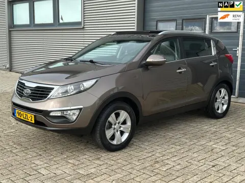 Kia Sportage 2.0 X-ecutive Plus Pack First Edition NETTE AUTO - PANO - NWE APK - LM VELGEN!!