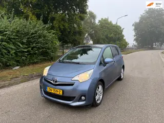 Toyota TOYOTA VERSO-S PANO/NAVI/CAMERA/TREKHAAK