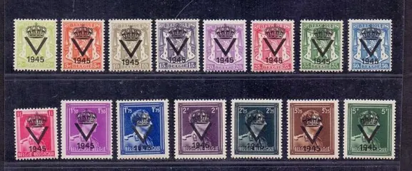 België 1945 - Privé-uitgifte : 'Staatswapen' en 'Open kraag met opdruk 'V' en '1945' met kroontje - OBP/COB PR61/75