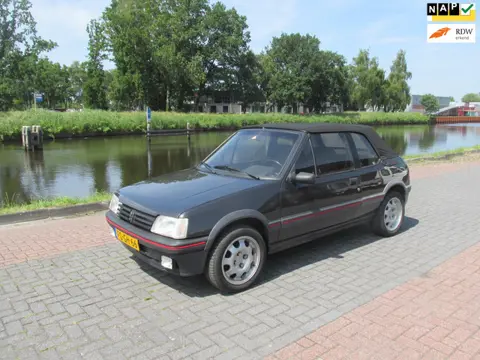 Peugeot 205 1.9 CTI GTI Cabrio Nederlandse dealerauto met historie keurige auto