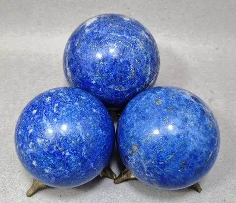 Koninklijke Lapis Lazuli Bol - 60×60×60 mm - 1070 g - (3)
