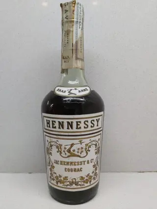 Hennessy - Bras Armé - b. Jaren 1960, Jaren 1970 - n/a